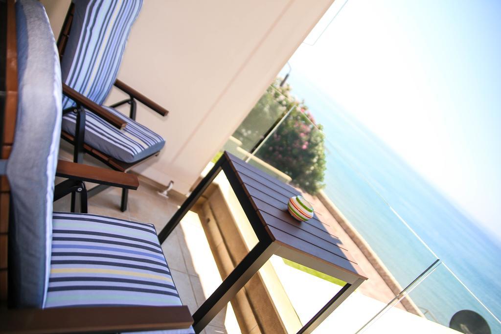 Aquarius House Villa Agios Georgios  Eksteriør billede